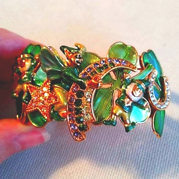 KIRKS FOLLY LUCK OF THE IRISH BRACELET - Picture 5 of 12